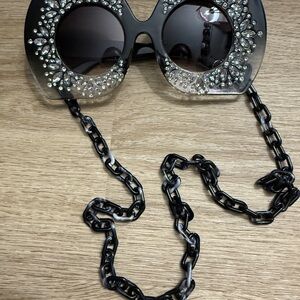 Meghan Fabulous Limited Edition Sunglasses